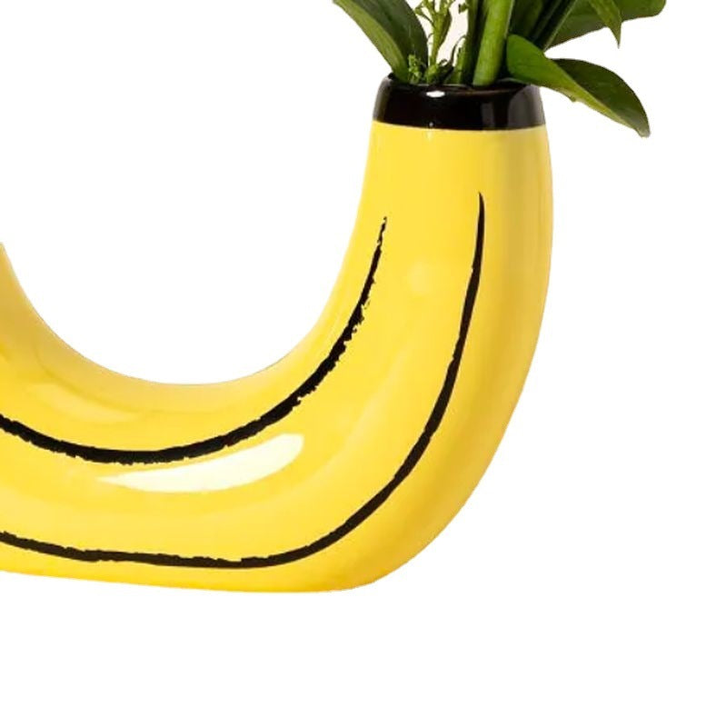 Simple Banana Vase Flower