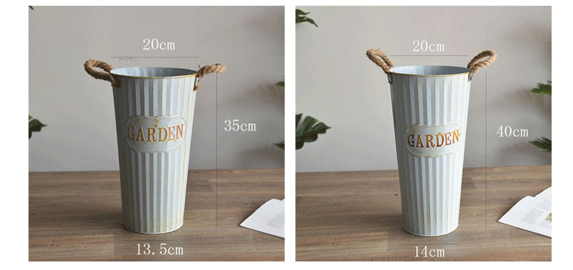 Retro Iron Vase Milky White Flower 